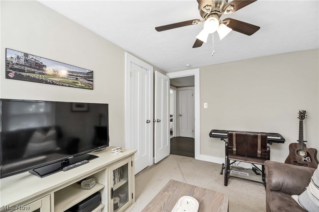 1763 Cumberland Road Cleveland, OH 44118 - Photo 23 of 35 Gallery Image 23
