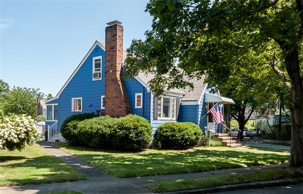 5 Belleau Road Salem, MA 01970 - Photo 2 of 13 Gallery Image 2