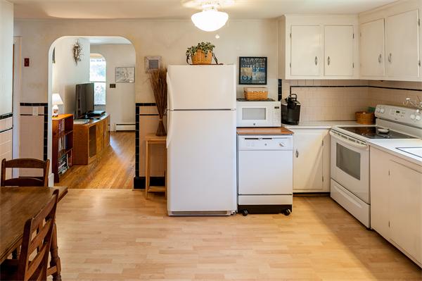 5 Belleau Road Salem, MA 01970 - Photo 7 of 13 Gallery Image 7