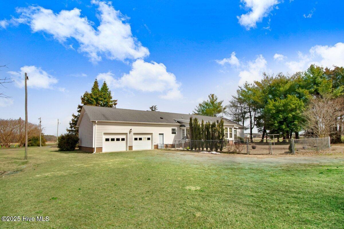 821 Oberry Road Dudley, NC 28333 - Photo 3 of 29 821 Oberry Rd-4