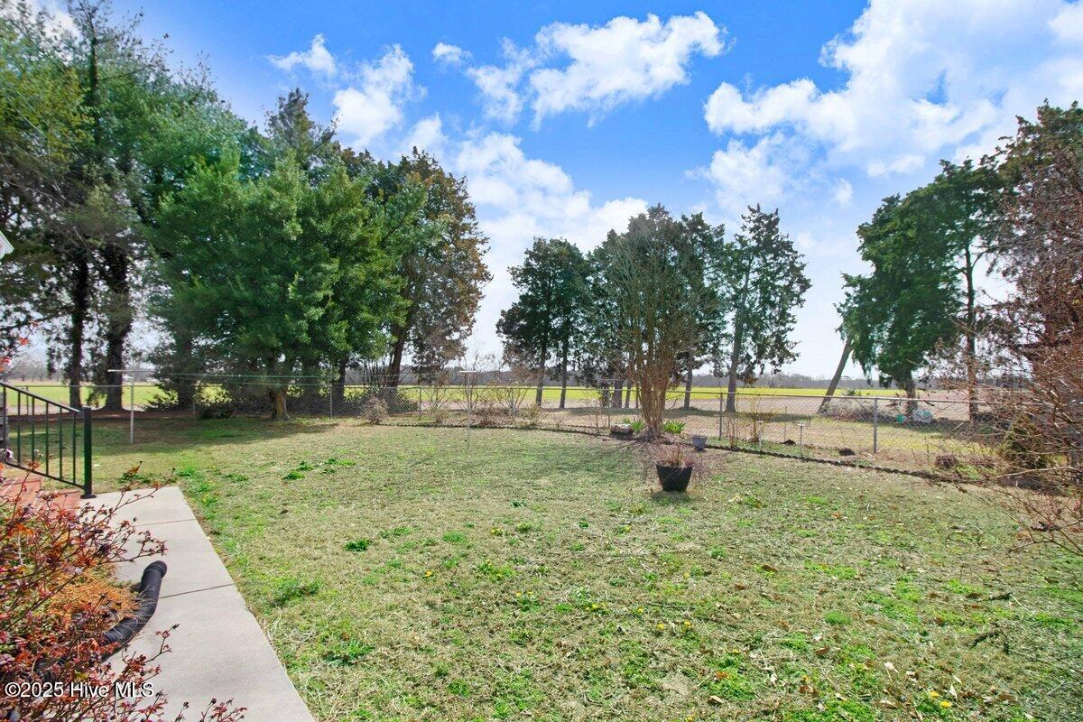 821 Oberry Road Dudley, NC 28333 - Photo 5 of 29 821 Oberry Rd-6