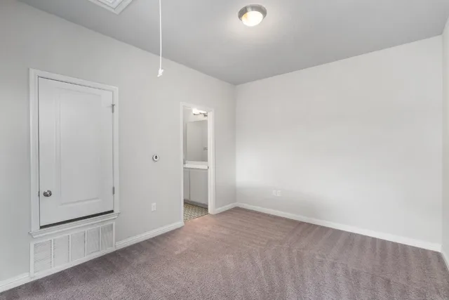 $2,350 | 8301 Turnberry Lane, Austin, TX 78744