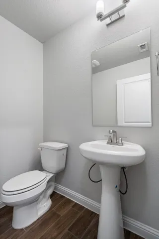 $2,350 | 8301 Turnberry Lane, Austin, TX 78744