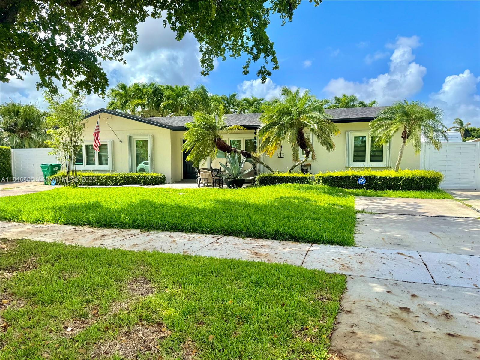 9385 Southwest 185th Street Cutler Bay, FL 33157 - Photo 4 of 27 a view of a house with a yard