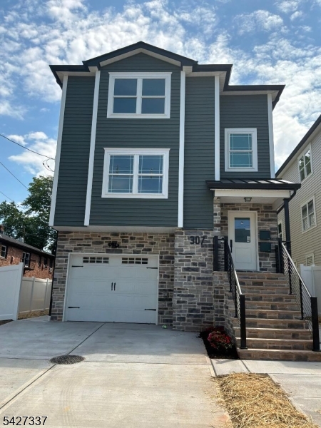 307 Chilton Street Elizabeth, NJ 07208 - Photo 2 of 11