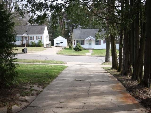 376 Highview Parkway Rhinelander, WI 54501 - Photo 15 of 15 Gallery Image 15