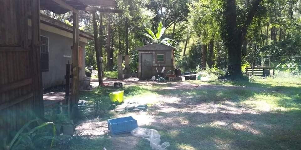 5410 Roberson Road Lakeland, FL 33810 - Photo 3 of 3 a view of a house with a yard