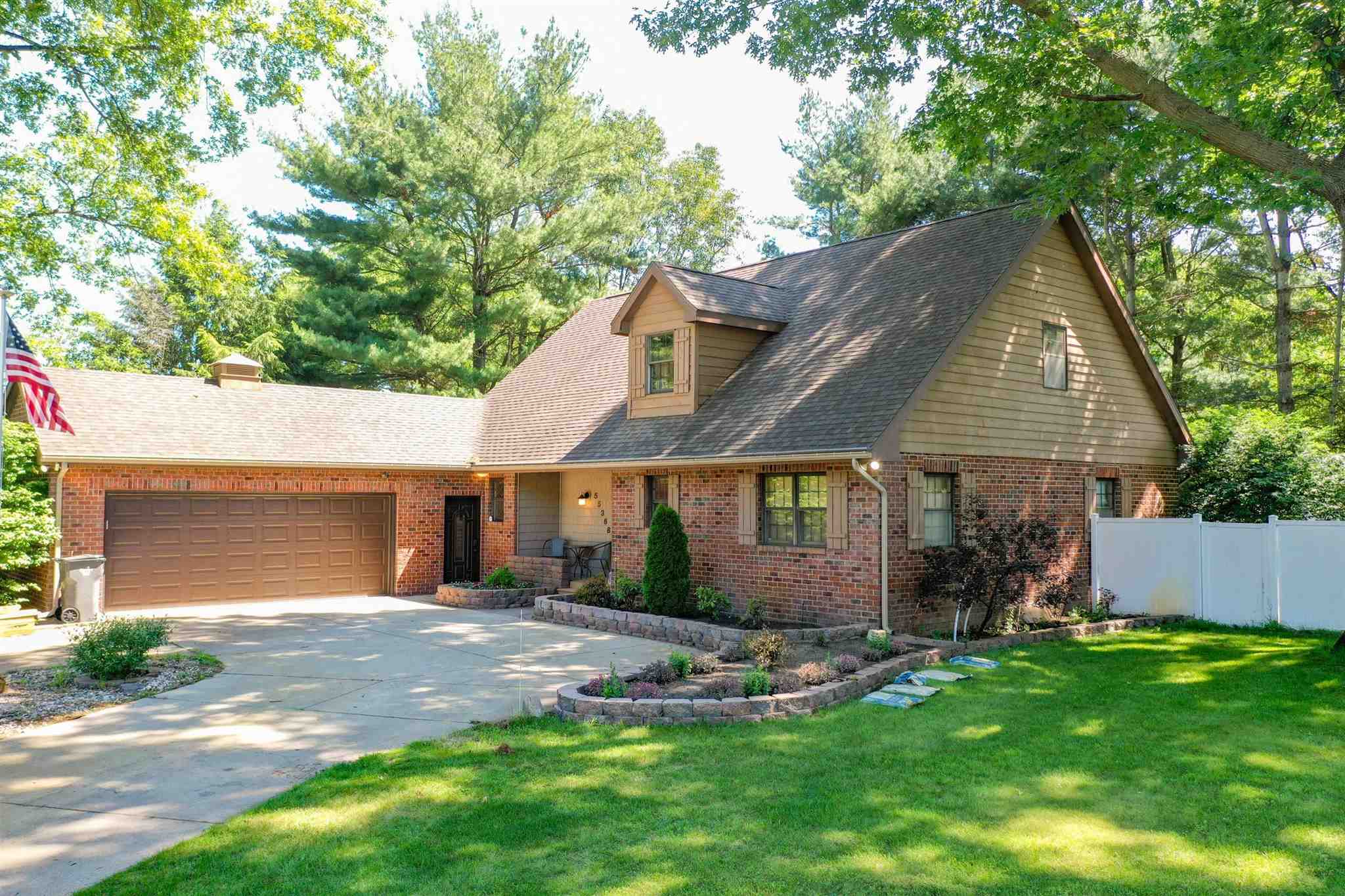 55368 Cedar Ridge Road Elkhart, IN 46514 - Photo 2 of 28 Gallery Image 2