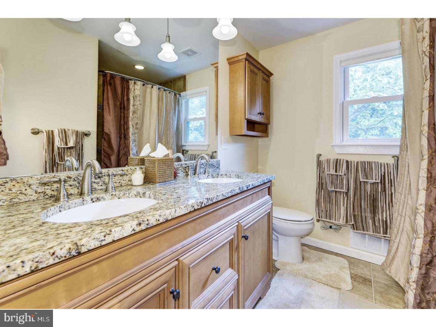 369 Holly Road Marlton, NJ 08053 - Photo 19 of 25 Bathroom