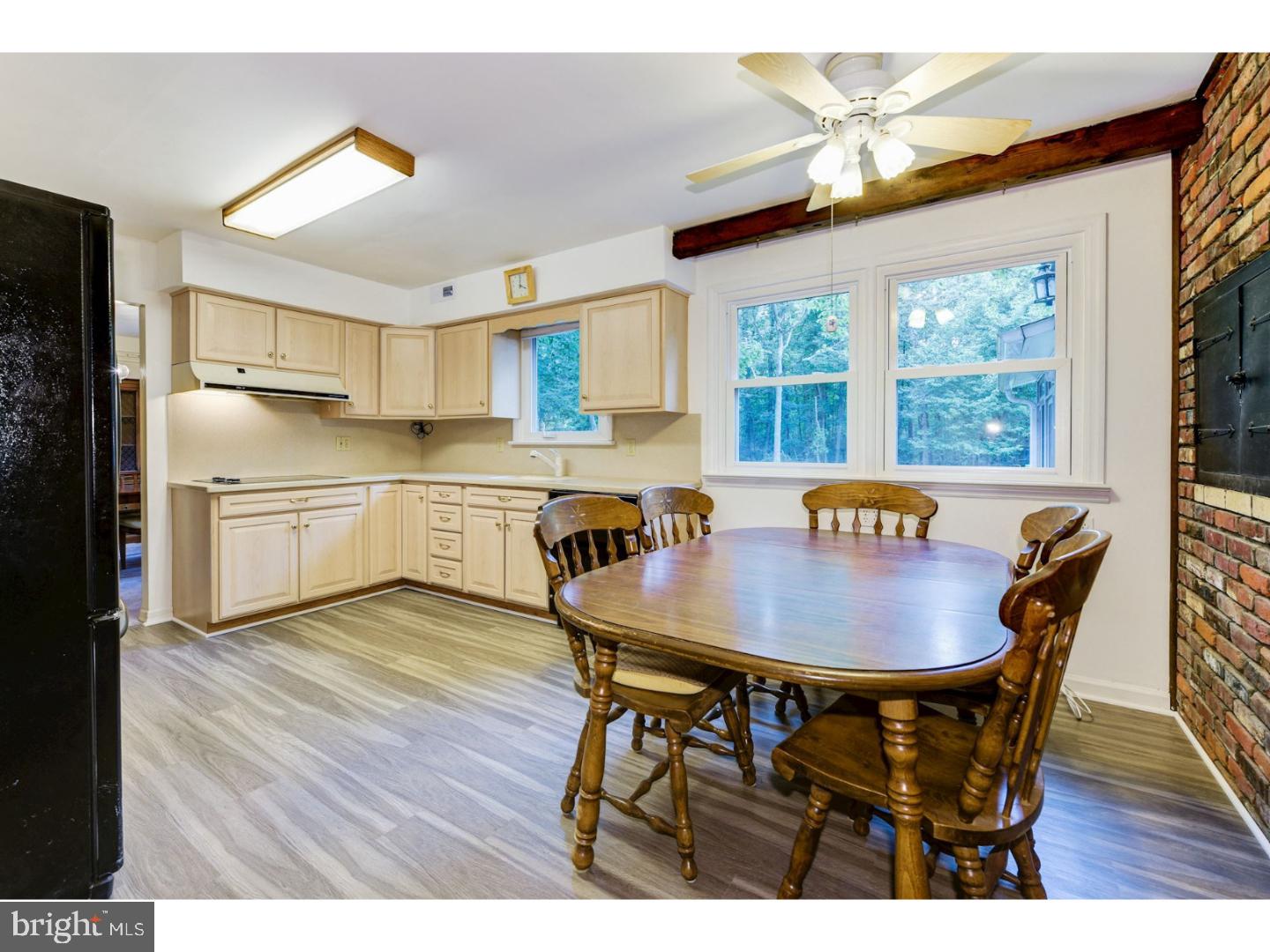 369 Holly Road Marlton, NJ 08053 - Photo 8 of 25 Kitchen