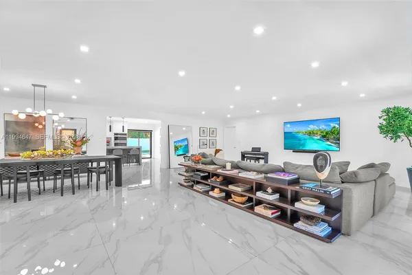 $1,699,000 | 8820 Southwest 182nd Terrace, Palmetto Bay, FL 33157