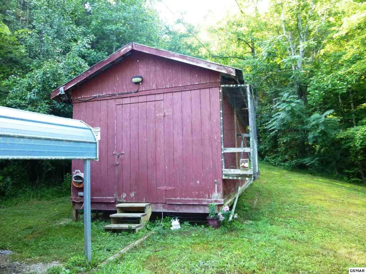 2930 Arch Road Cosby, TN 37722 - Photo 29 of 34