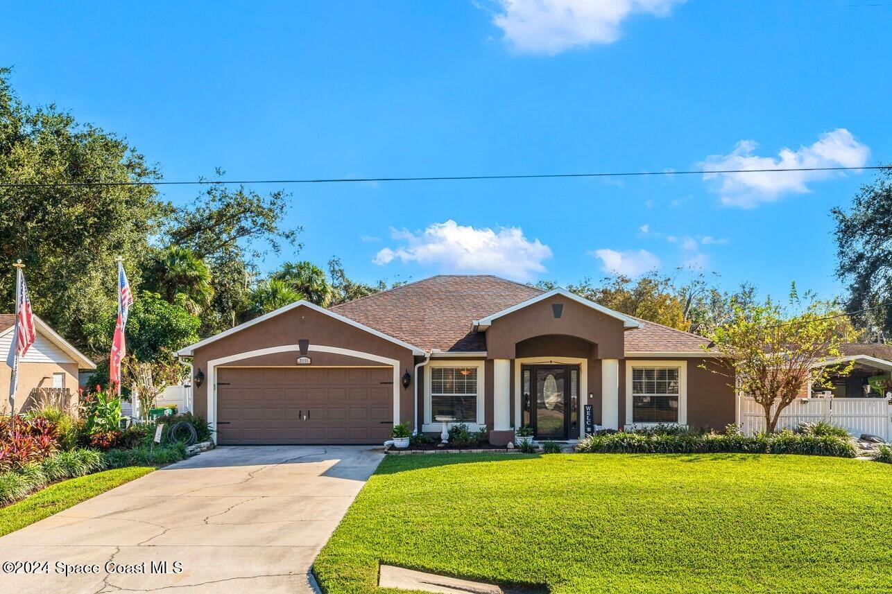 7325 Darien Road Cocoa, FL 32927 - Photo 3 of 55 2-web-or-mls-DSC03796