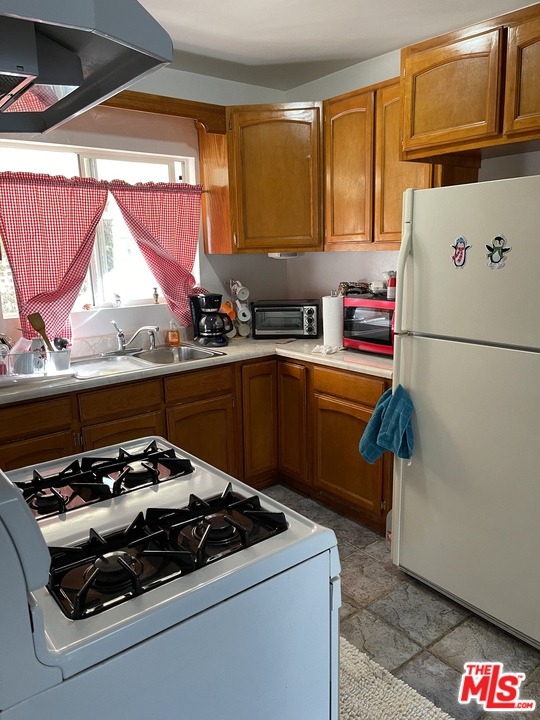 25860 Miramonte Street Redlands, CA 92373 - Photo 27 of 51