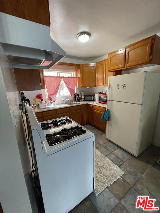 25860 Miramonte Street Redlands, CA 92373 - Photo 28 of 51