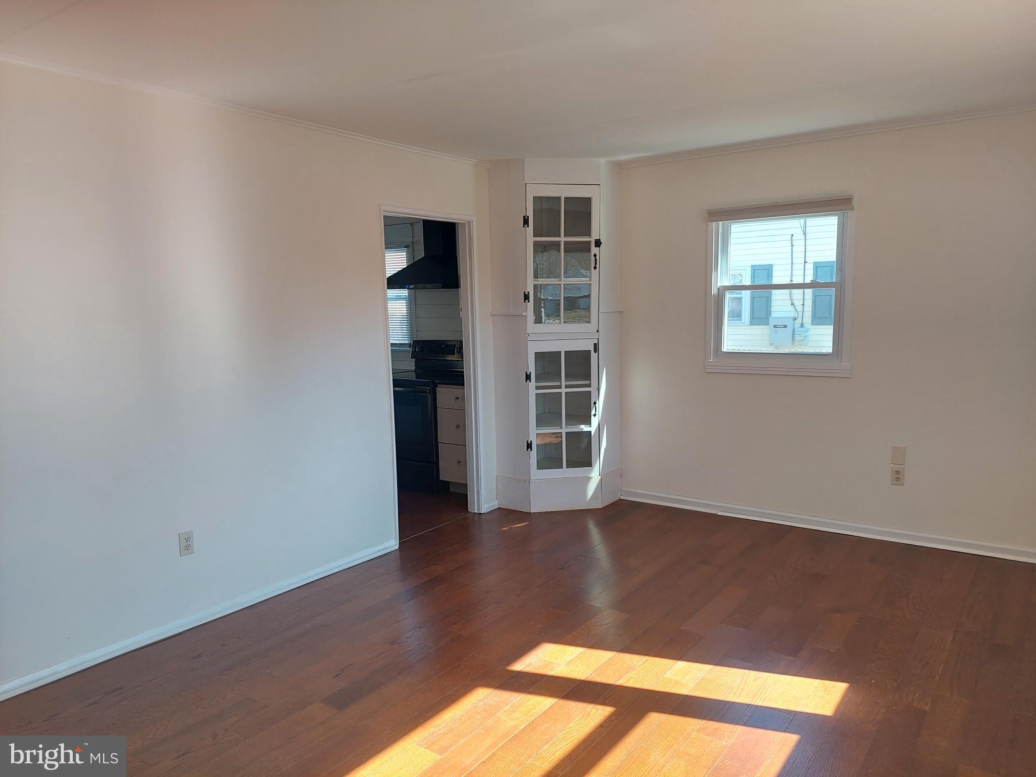 113 Manor Road Paoli, PA 19301 - Photo 3 of 21