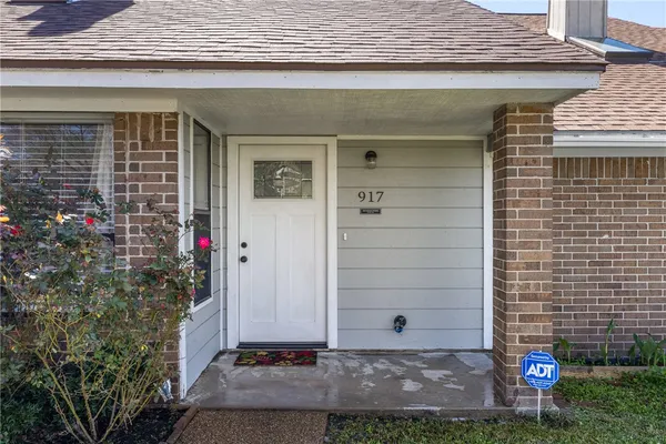 $169,000 | 917 Navidad Street, Bryan, TX 77801