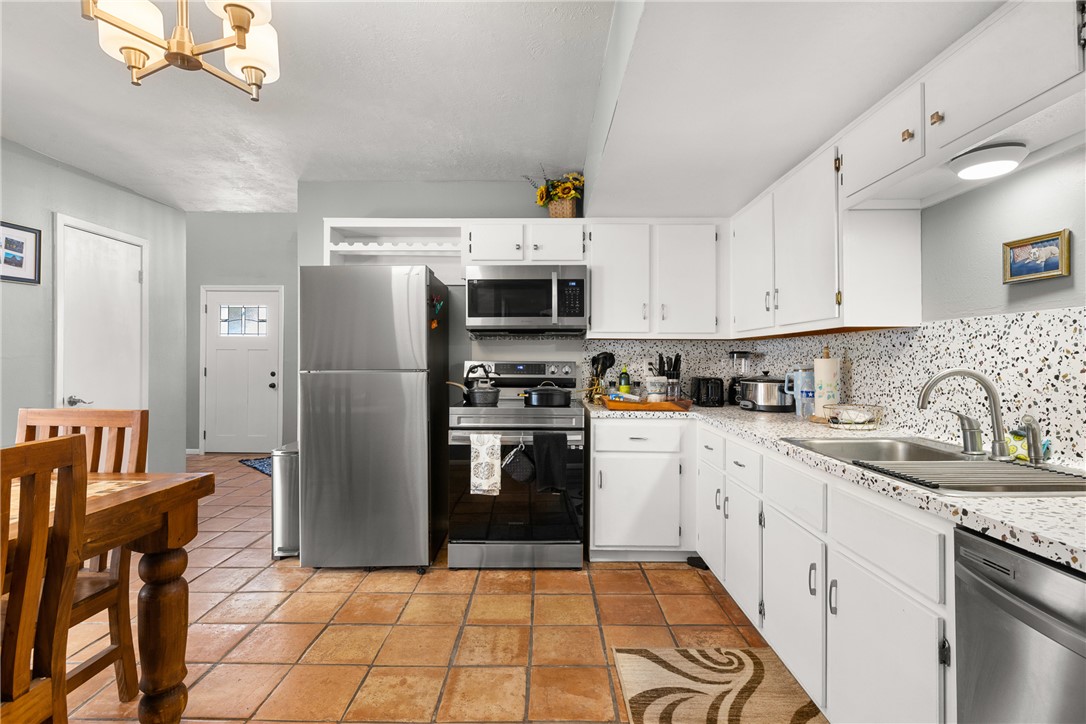 917 Navidad Street Bryan, TX 77801 - Photo 9 of 17