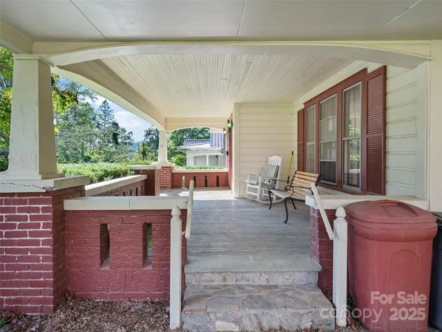 $249,111 | 147 Walnut Avenue, Spruce Pine, NC 28777