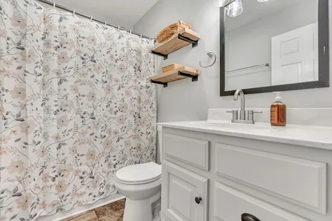$350,000 | 125 Hickory Ridge Lane, Hartsville, TN 37074