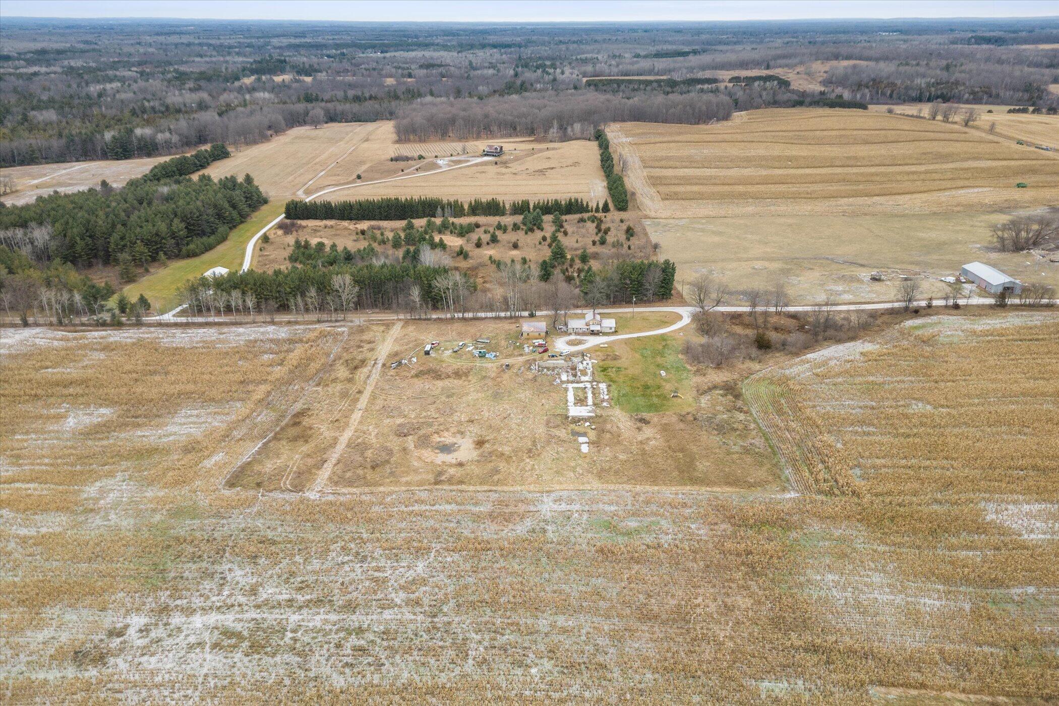 531 Truman Road Barryton, MI 49305 - Photo 29 of 41 42-531-Truman-Rd-Barryton-MI-49305-Windo