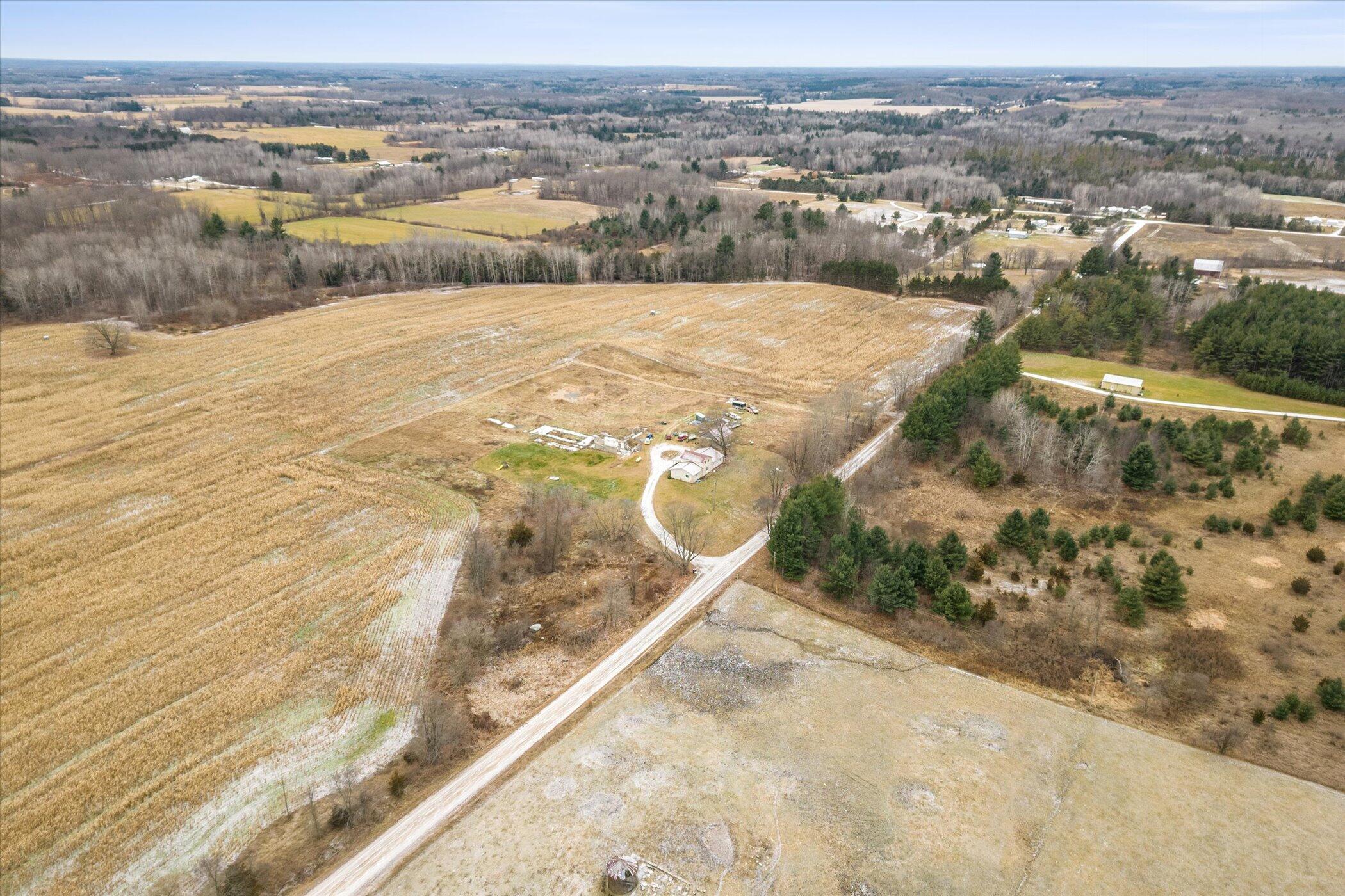 531 Truman Road Barryton, MI 49305 - Photo 33 of 41 46-531-Truman-Rd-Barryton-MI-49305-Windo