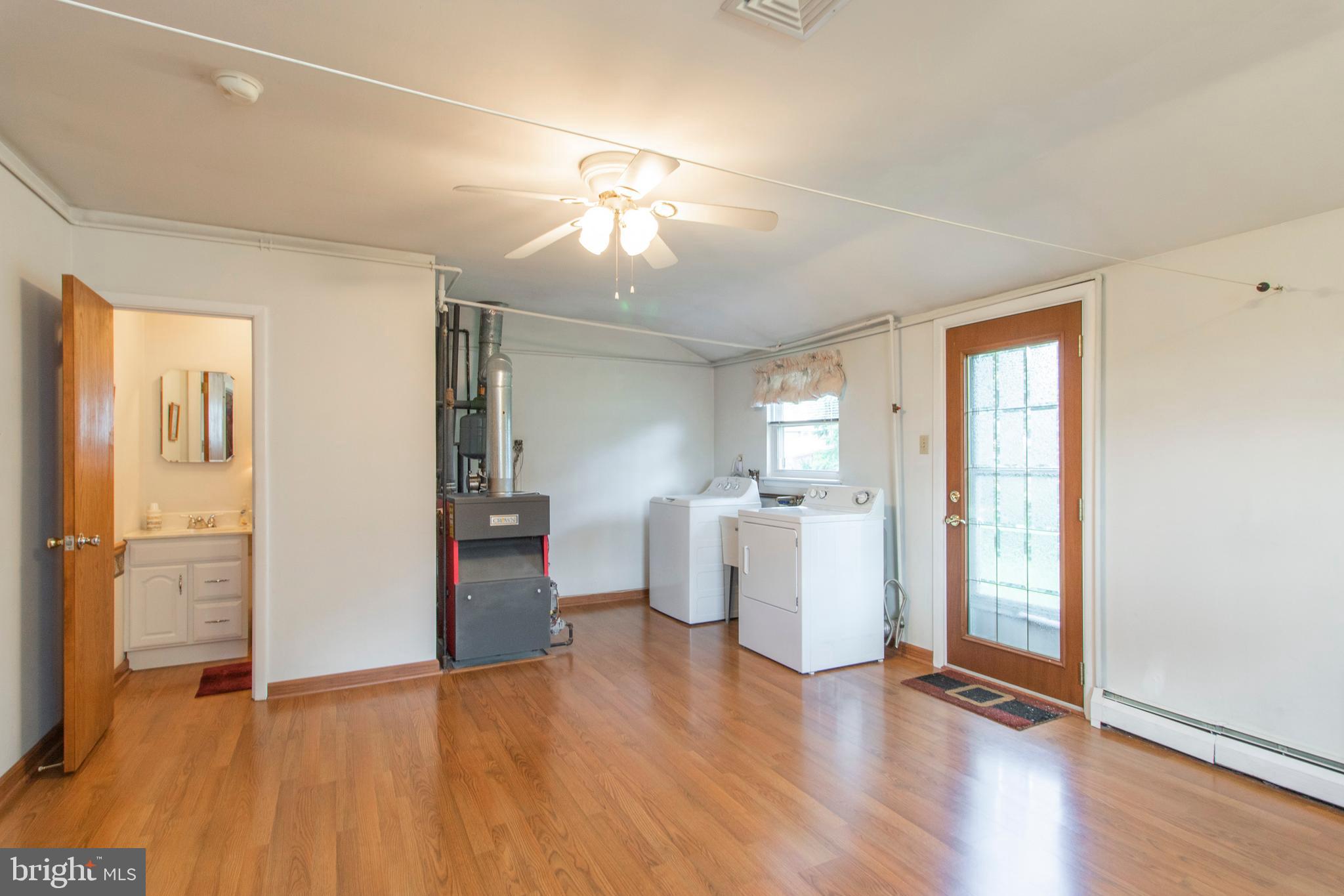 716 Longstreth Road Warminster, PA 18974 - Photo 32 of 42 Gallery Image 32