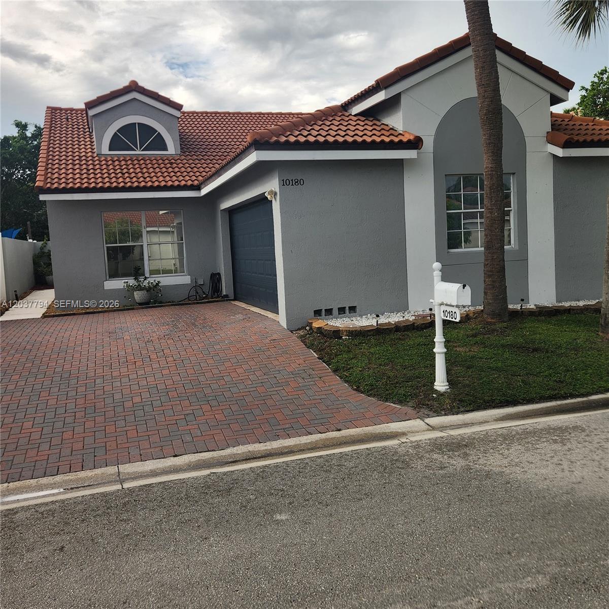 10180 Fanfare Drive, Unit 10180 Boca Raton, FL 33428 - Photo 3 of 31