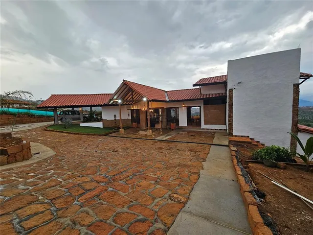 $395,678 | 2 Vereda El Llano Path South, Unit 9, Schenectady, NY 12305