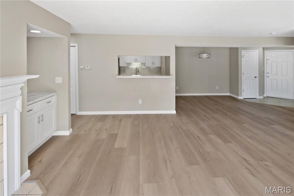 315 Shirley Ridge Drive St. Charles, MO 63304 - Photo 8 of 23