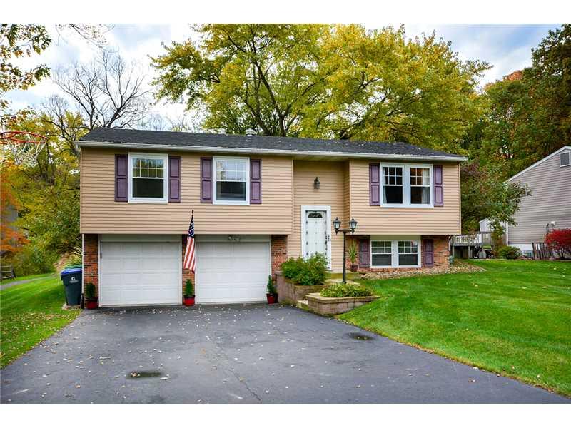 139 Fox Run Road Cranberry Township, PA 16066 - Photo 1 of 19 Exterior Front.