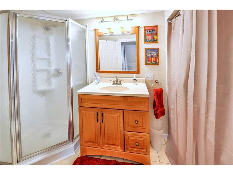 139 Fox Run Road Cranberry Township, PA 16066 - Photo 14 of 19 Full Bath.