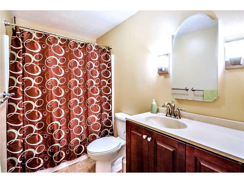 139 Fox Run Road Cranberry Township, PA 16066 - Photo 9 of 19 Full Bath.