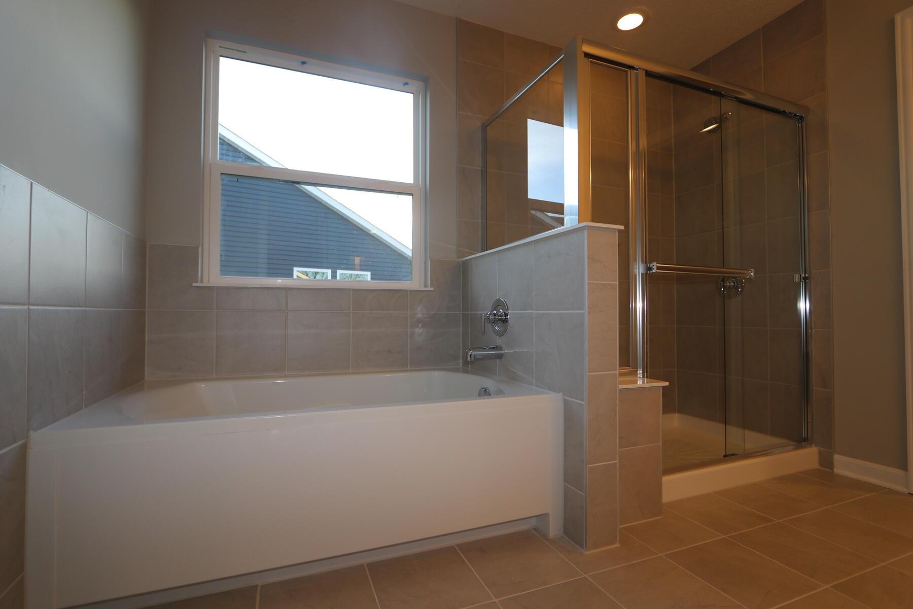 362 Cherry Hills Road Commercial Point, OH 43116 - Photo 18 of 25 Owner's Bathroom