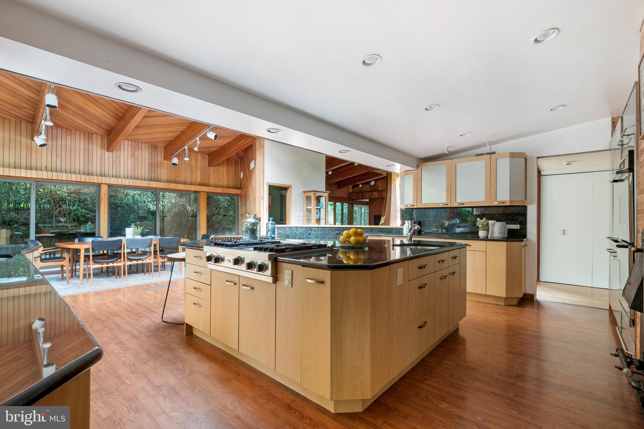 1030 Leopard Road Jenkintown, PA 19046 - Photo 5 of 22