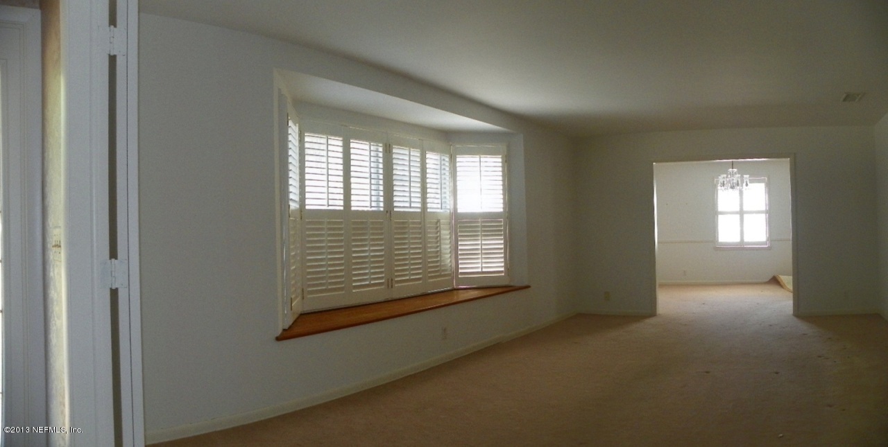 2516 Holly Point Road East Orange Park, FL 32073 - Photo 6 of 8 Living Room 2