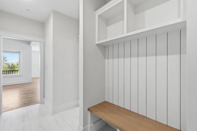 $1,395,000 | 8 Deadreckoning Point, Laconia, NH 03246