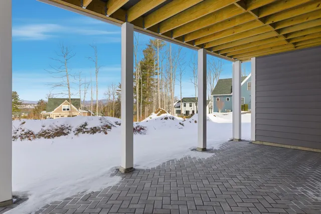 $1,395,000 | 8 Deadreckoning Point, Laconia, NH 03246