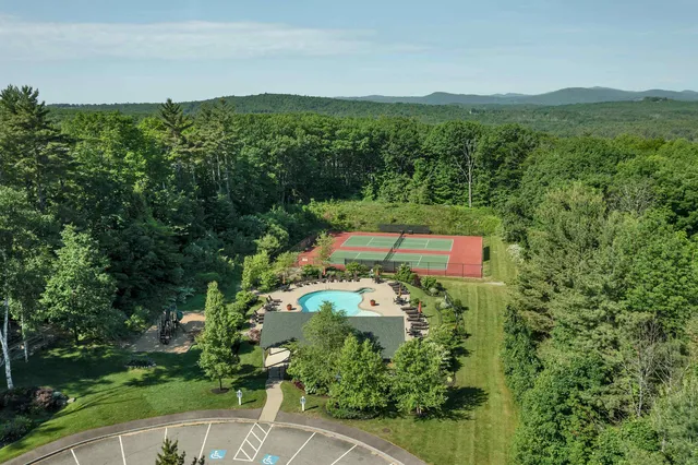 $1,395,000 | 8 Deadreckoning Point, Laconia, NH 03246
