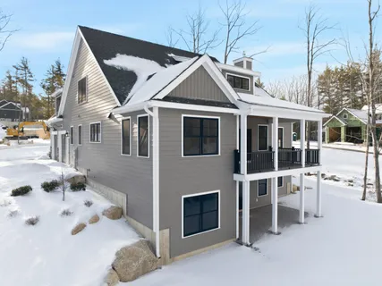 $1,395,000 | 8 Deadreckoning Point, Laconia, NH 03246