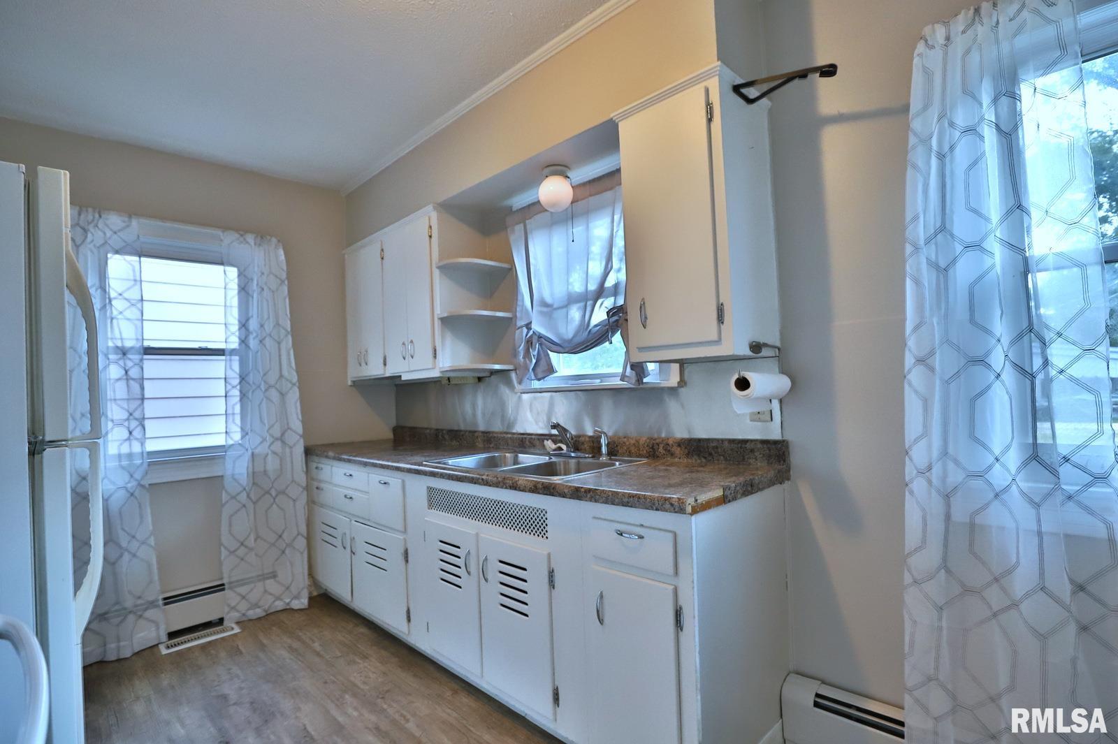 2433 South 11th Street Springfield, IL 62703 - Photo 14 of 72
