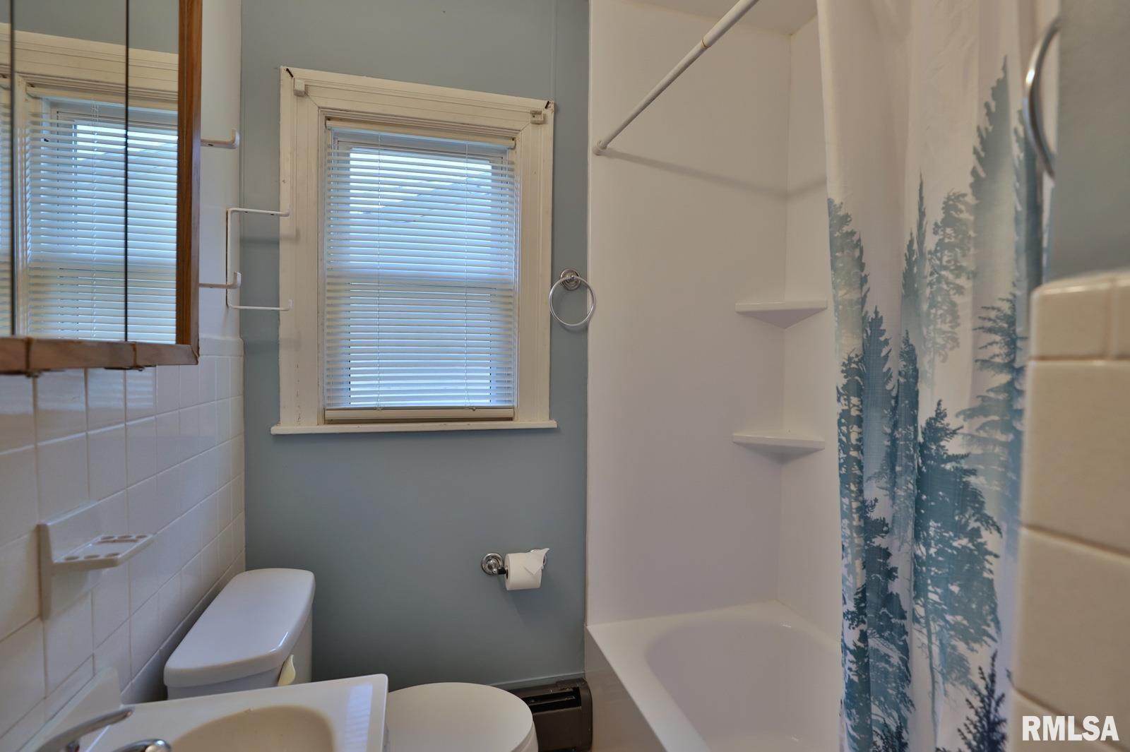 2433 South 11th Street Springfield, IL 62703 - Photo 23 of 72