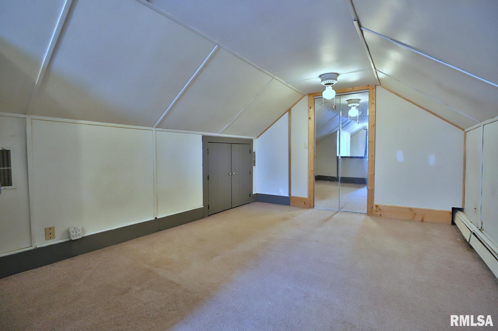 2433 South 11th Street Springfield, IL 62703 - Photo 32 of 72