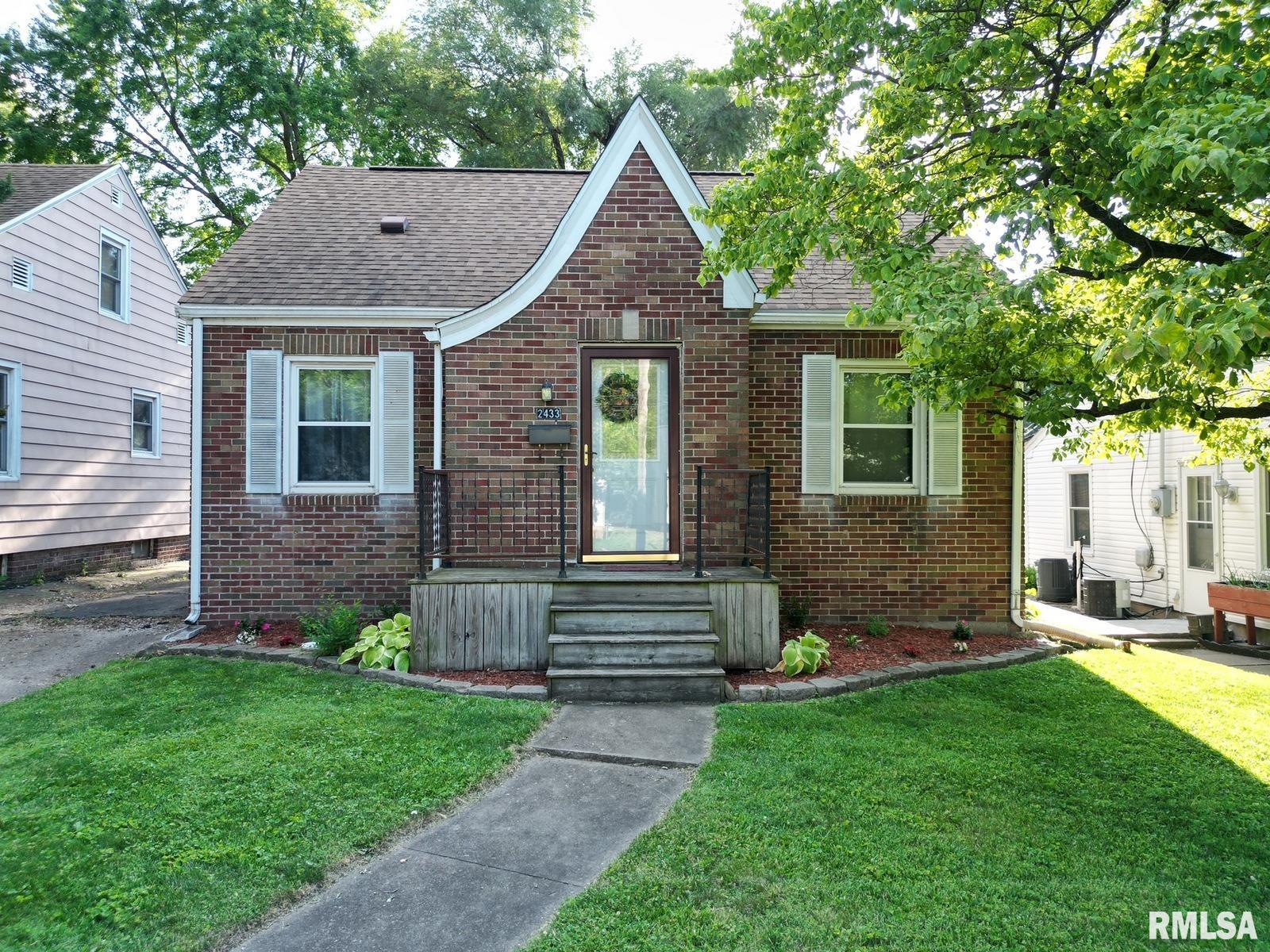 2433 South 11th Street Springfield, IL 62703 - Photo 58 of 72