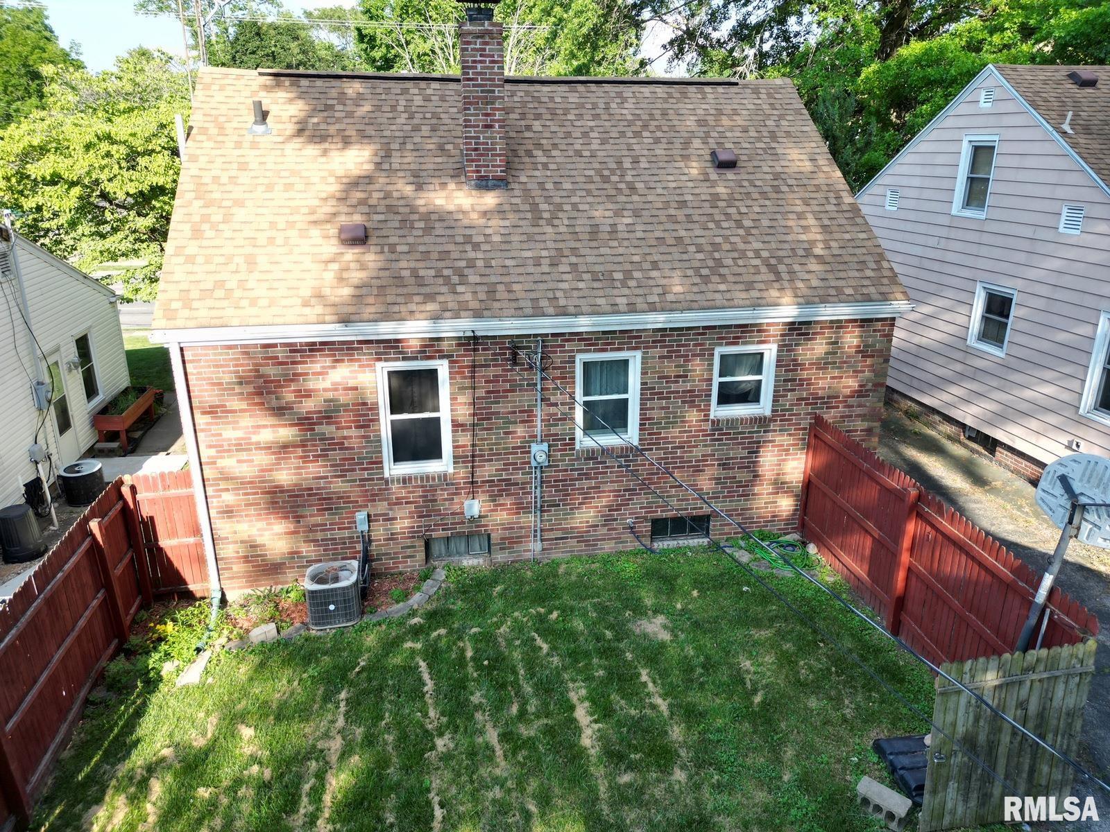 2433 South 11th Street Springfield, IL 62703 - Photo 63 of 72