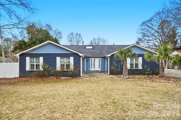 $650,000 | 14010 Mareshead Lane, Matthews, NC 28105