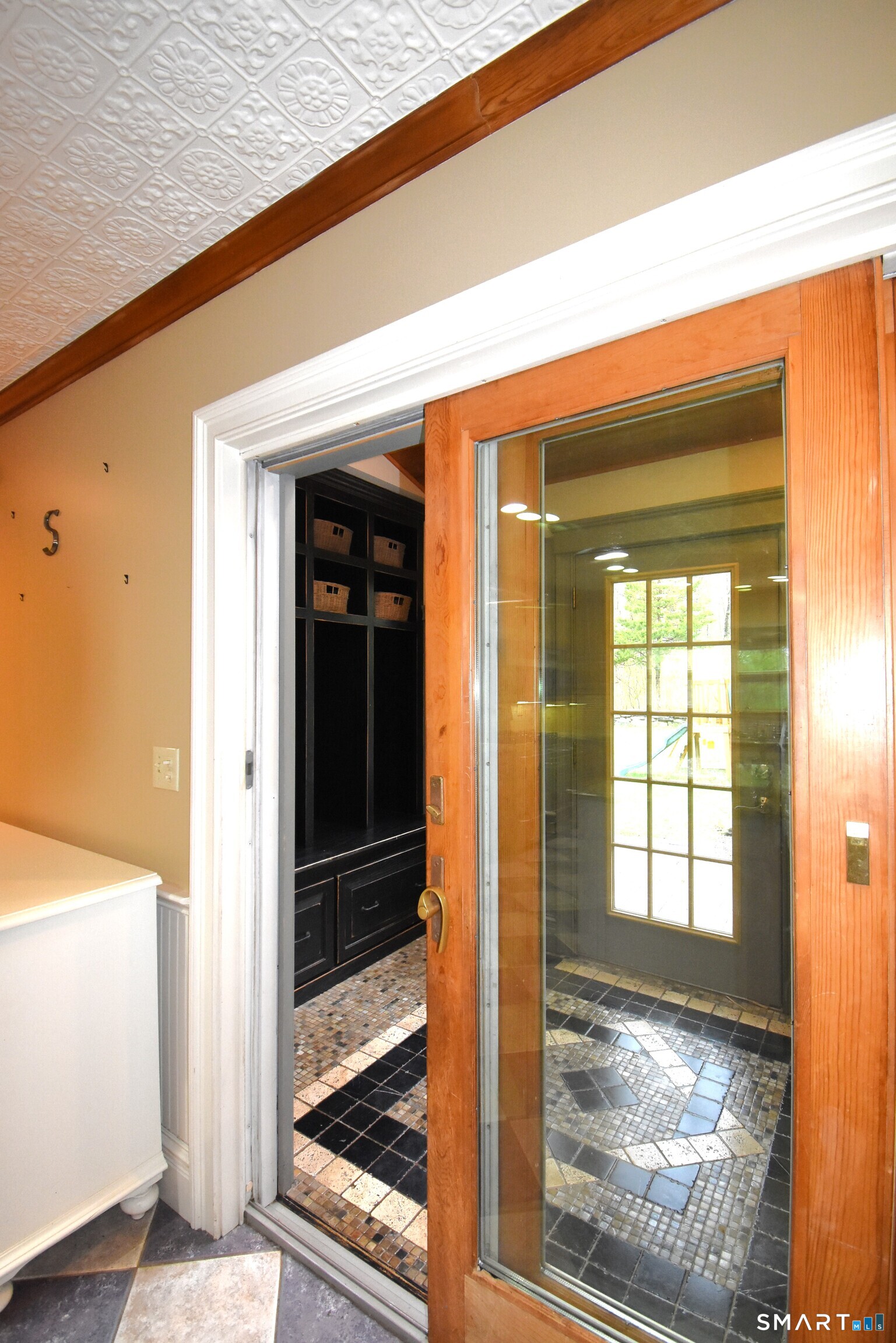 378 Lathrop Road Plainfield, CT 06374 - Photo 11 of 33