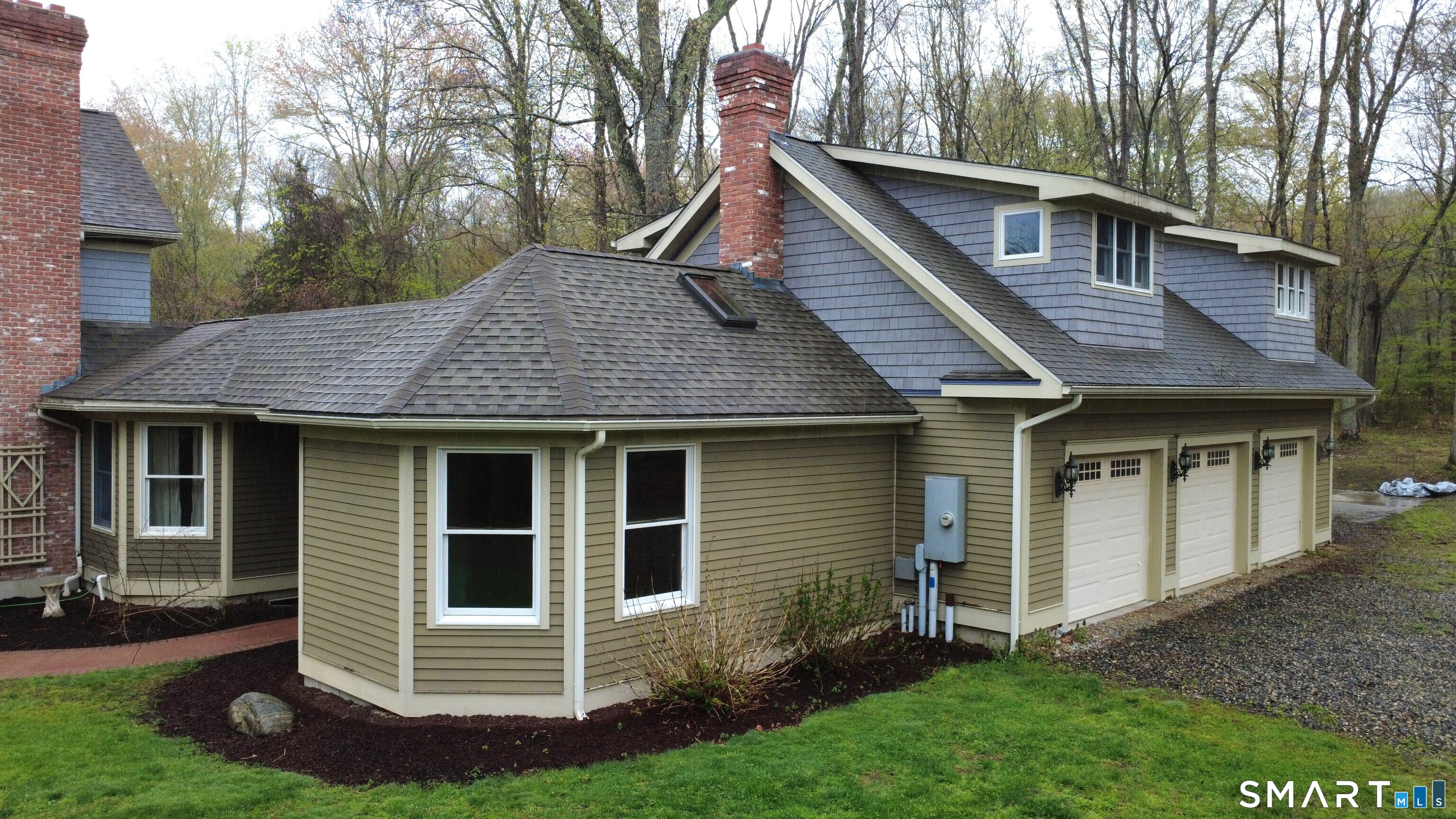 378 Lathrop Road Plainfield, CT 06374 - Photo 2 of 33