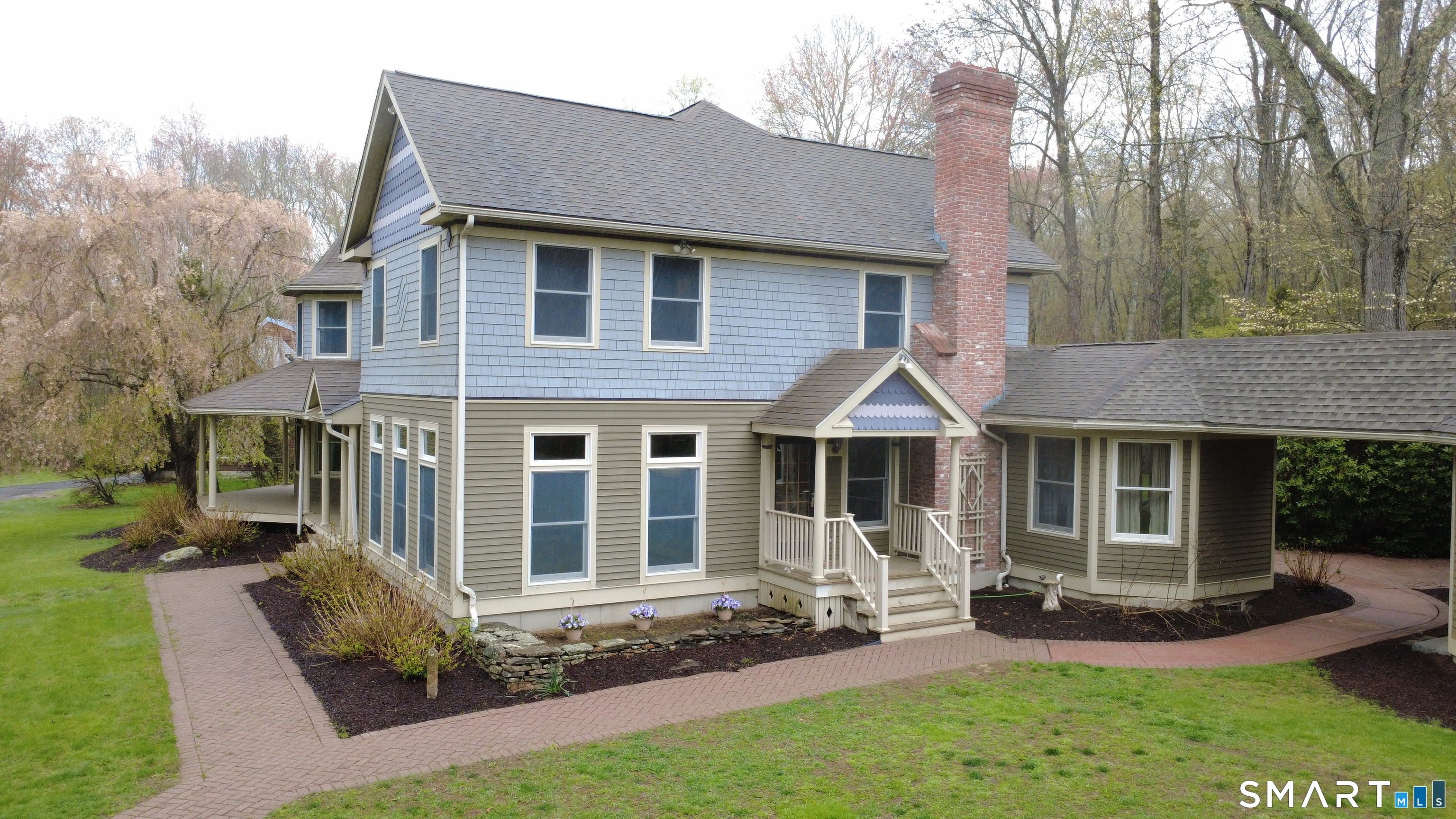 378 Lathrop Road Plainfield, CT 06374 - Photo 3 of 33