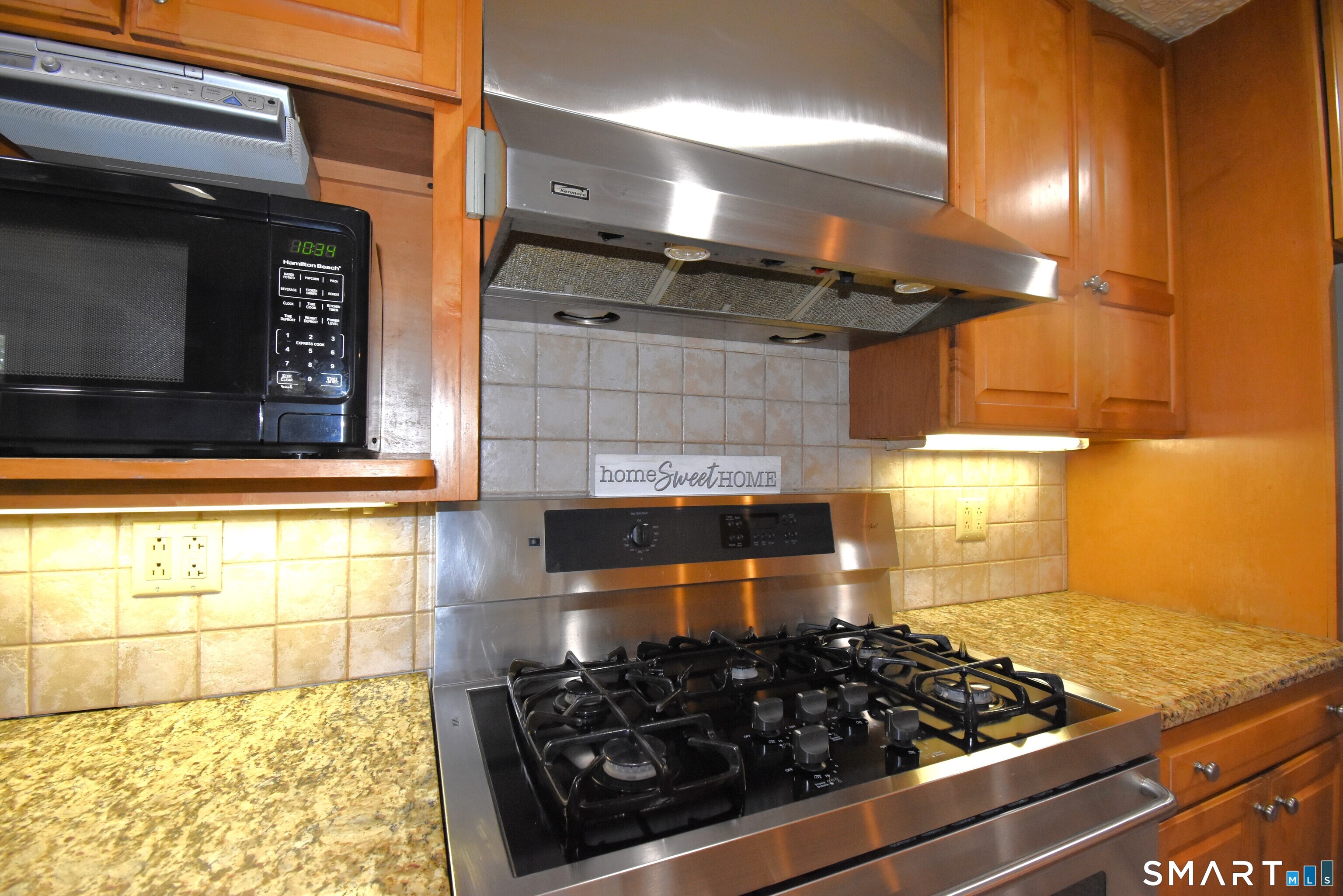 378 Lathrop Road Plainfield, CT 06374 - Photo 6 of 33